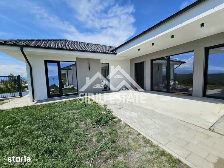 Casă cu 4 camere cu Teren 310 Mp în Chirpăr