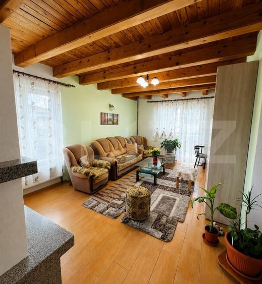Casă individuală cu 5 camere cu Canalizare în Sâncraiu de Mureș