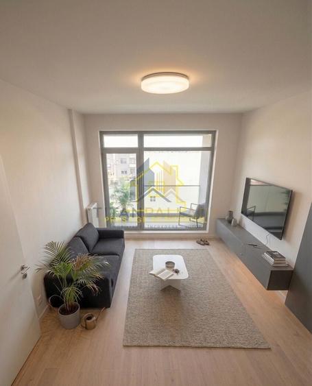 Apartament cu 3 camere decomandat în Theodor Pallady