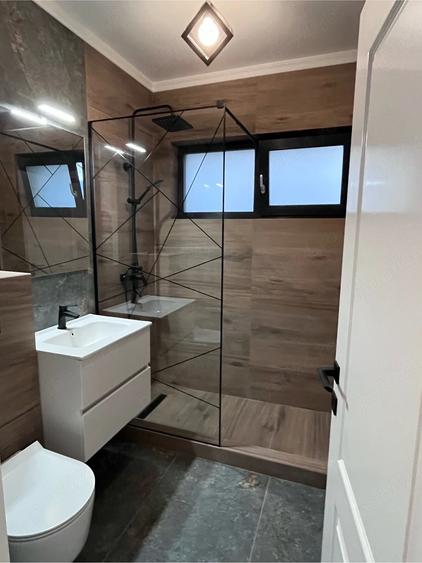 Casă cu 3 camere cu Teren 350 Mp în Central