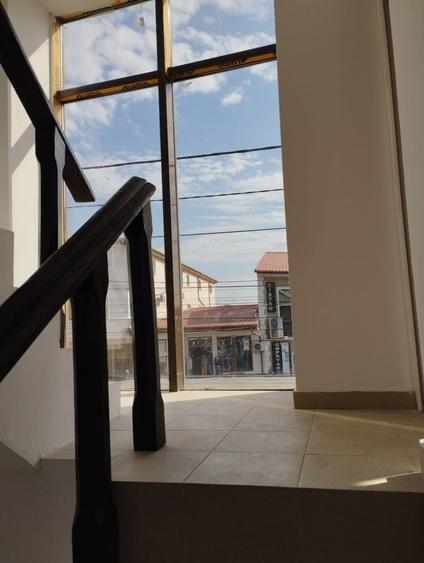 Spațiu comercial, de 120 mp, în Central