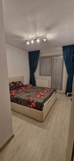Apartament cu 2 camere semidecomandat în Rahova