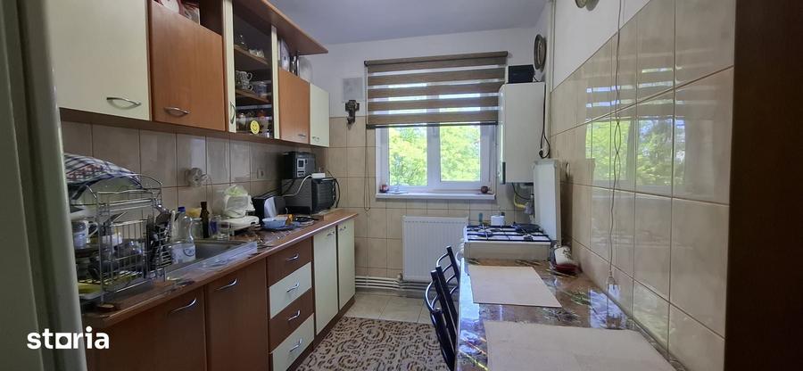 Tomis Nord Apartament cu 3 camere , 2 balcoane, centrala gaze - 8