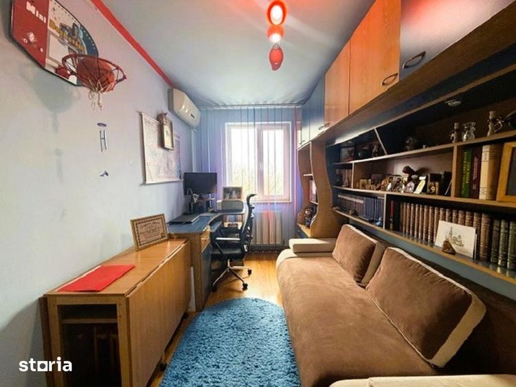 Apartament cu 3 camere în Crișan
