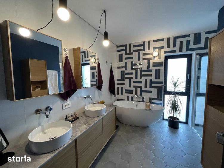 Casă individuală cu 3 camere cu Canalizare în Tunari