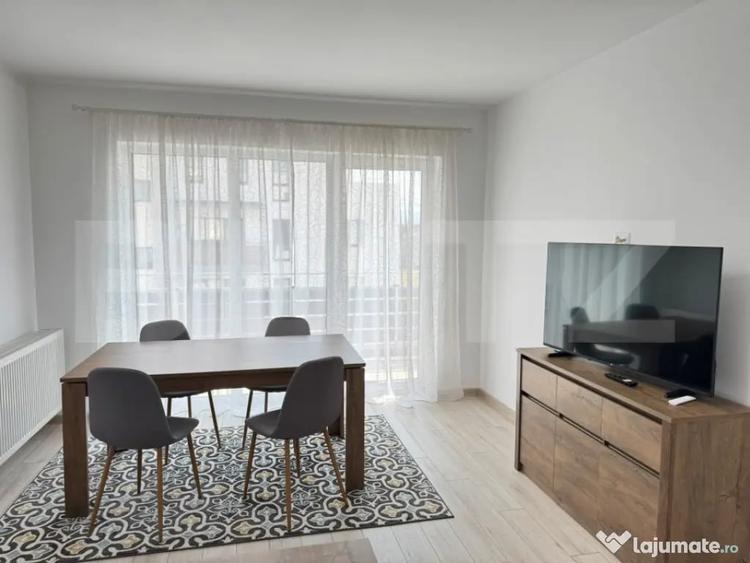 Apartament cu 2 camere decomandat în Central