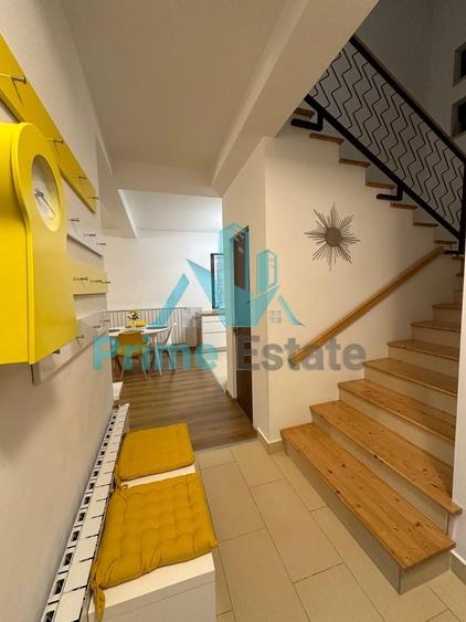 Duplex cu 5 camere cu Canalizare în Florești