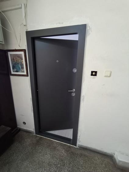 Apartament cu 2 camere decomandat în Banu Manta