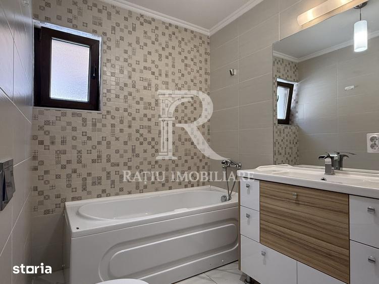 Casă cu 4 camere cu Teren 500 Mp în Sântandrei