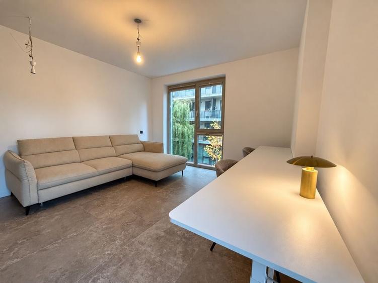 Apartament cu 3 camere semidecomandat în Gheorgheni