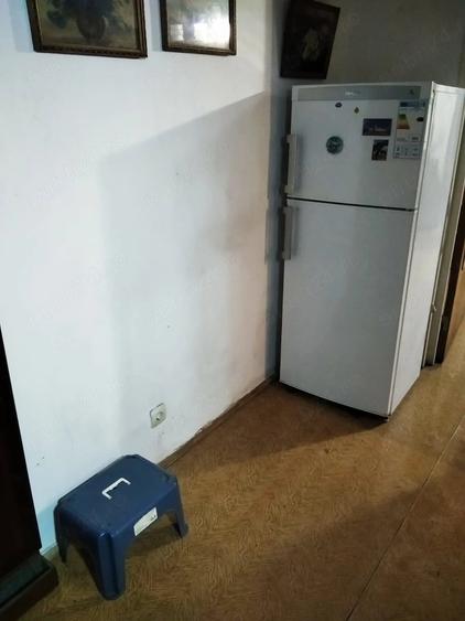 Apartament cu 3 camere decomandat în Rahova