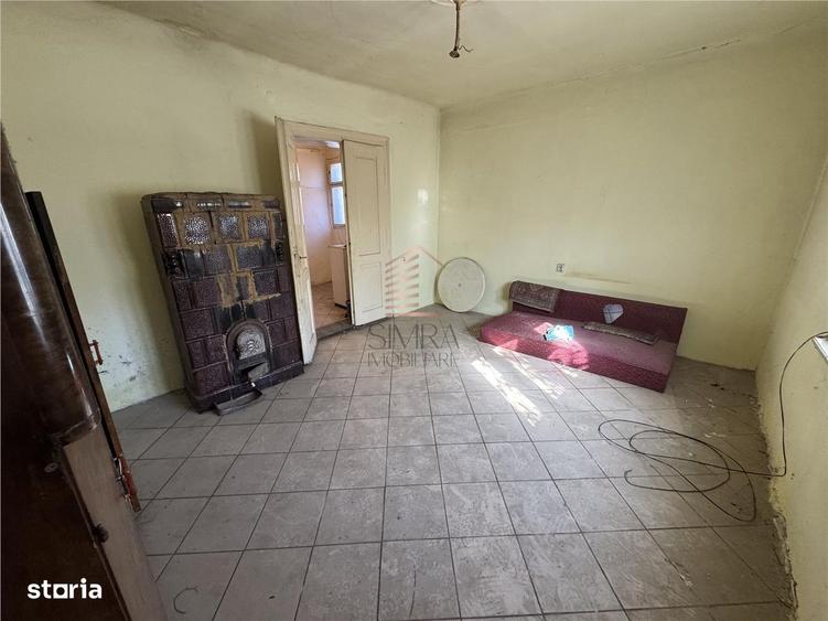 Casă cu 4 camere cu Teren 229 Mp în Cantemir
