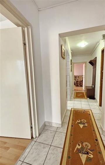 Apartament cu 3 camere decomandat, mobilat în Tudor Vladimirescu