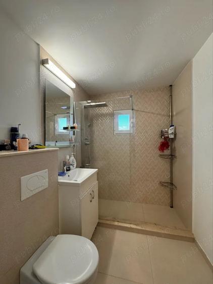 Apartament cu 3 camere decomandat în Dorobanți