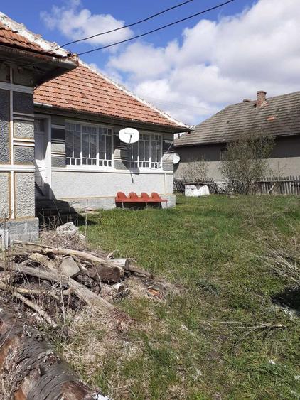 Casă cu 3 camere în Ciucea