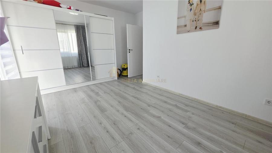 Apartament cu 2 camere decomandat, mobilat în Florești