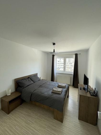 Apartament cu 2 camere semidecomandat în Florești