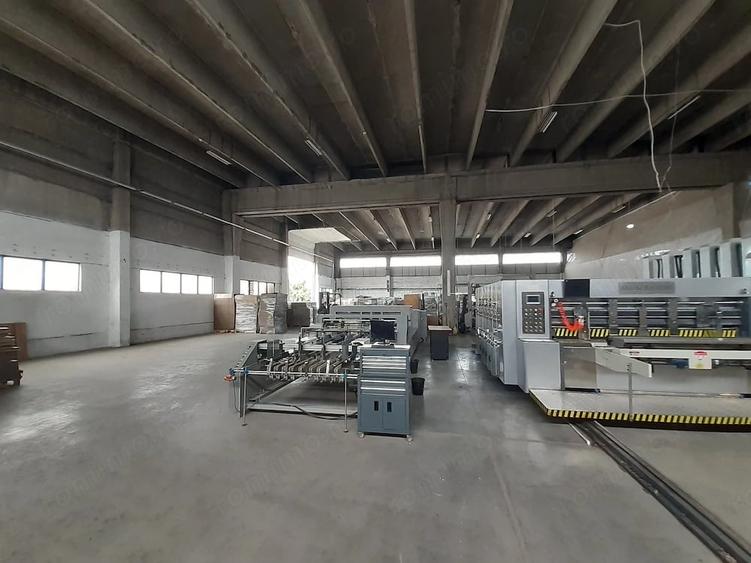 Spațiu comercial, de 1,065 mp, în Titan