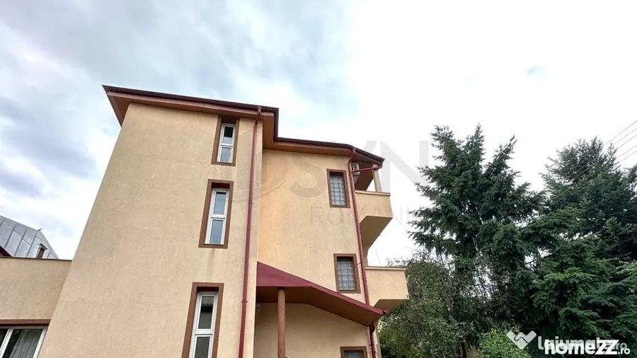 Casă cu 7 camere cu Teren 180 Mp în Vatra Luminoasă