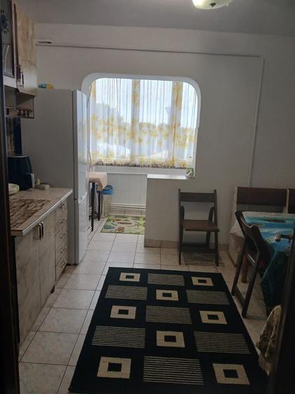 Apartament cu 2 camere decomandat în Exterior Vest