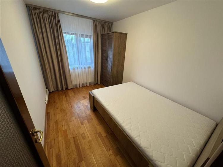 Ap 3 camere, renovat, etaj 3, str. Longinescu - Liceul Economic - 7