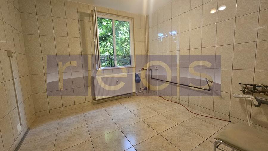 Apartament cu 2 camere decomandat în Valea Ialomiței