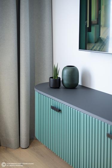 Apartament cu 3 camere semidecomandat în Cug