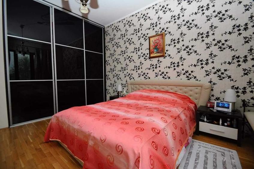 Casă cu 4 camere cu Teren 600 Mp în Central