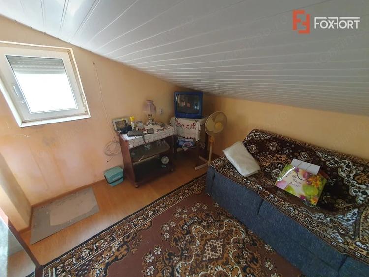 Casă cu 3 camere cu Teren 1238 Mp în Livezile