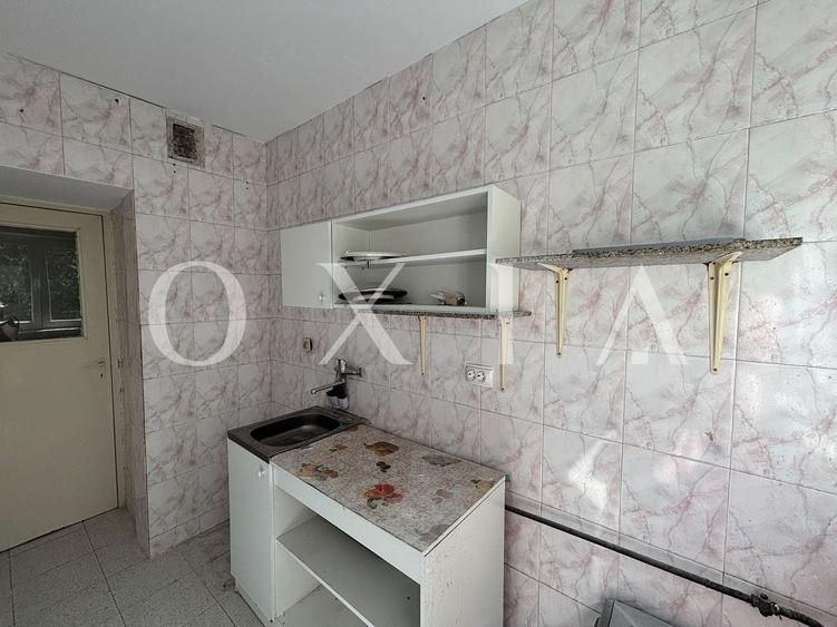 Apartament cu 2 camere nedecomandat în Semicentral