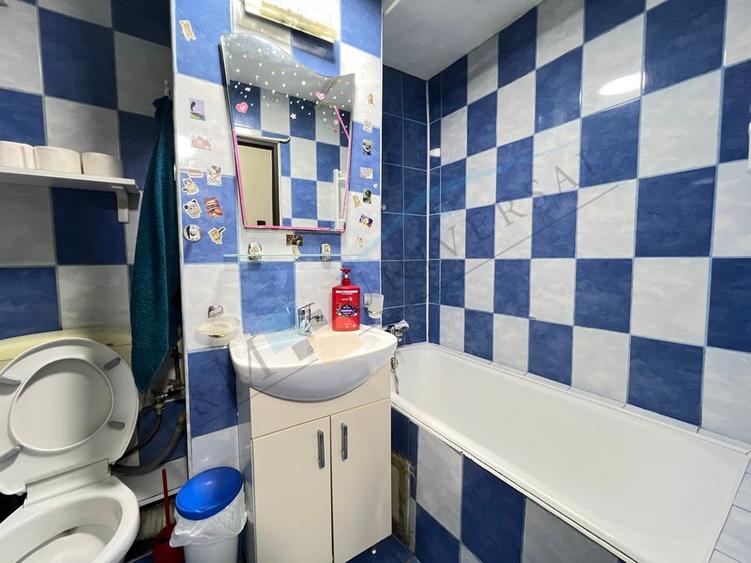 Garsonieră decomandată în Decebal