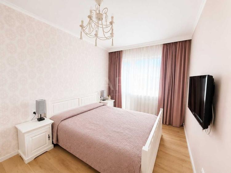 Apartament cu 3 camere semidecomandat, mobilat în Baciu