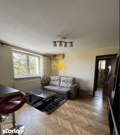 Apartament cu 2 camere semidecomandat, mobilat în Andrei Mureșanu