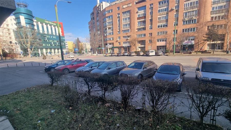 Apartament cu 2 camere decomandat, mobilat în Centrul Civic