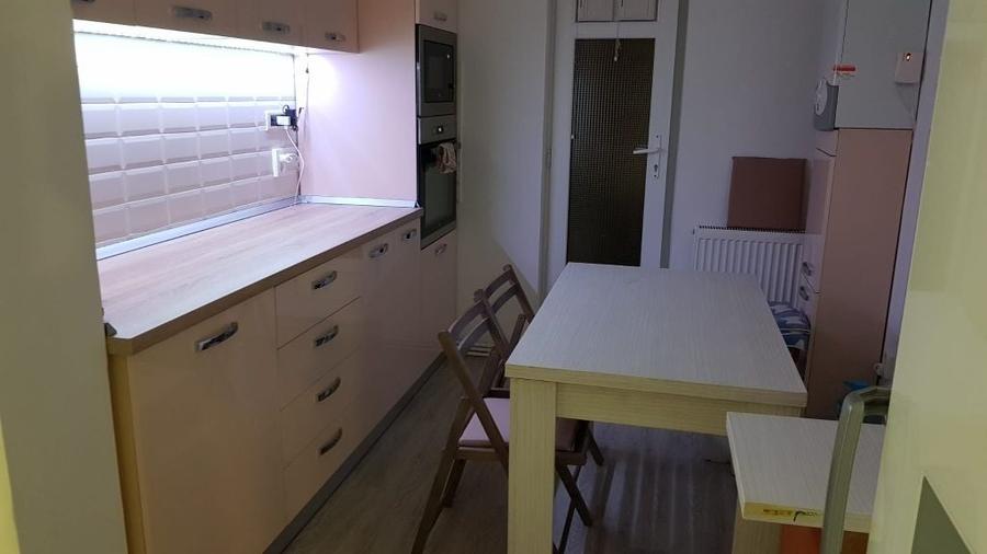 Apartament cu 2 camere semidecomandat în Palazu Mare