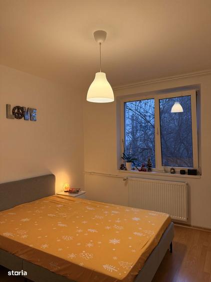 Apartament cu 3 camere decomandat în Dristor