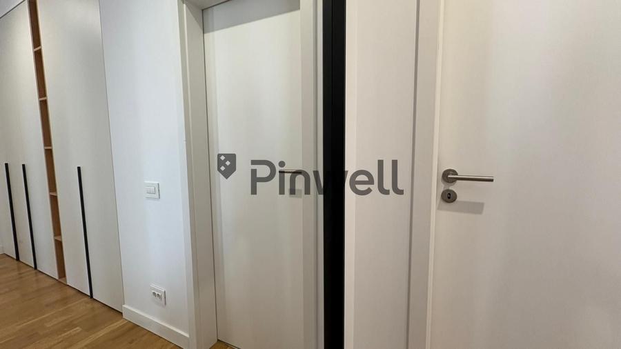 Apartament cu 2 camere semidecomandat, mobilat în Pipera