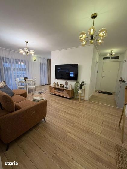 Apartament cu 3 camere, mobilat în Pipera