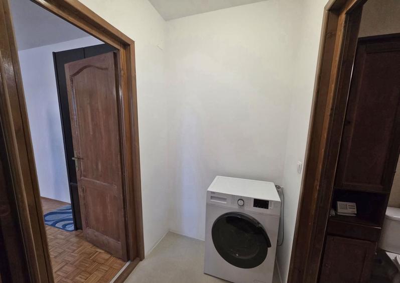 Apartament cu 2 camere semidecomandat, mobilat în Gheorgheni
