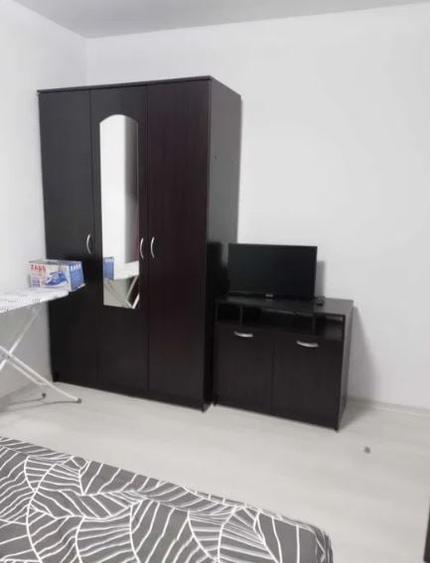Apartament cu 2 camere decomandat, mobilat în Berceni