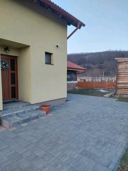 Casă cu 4 camere în Mohu