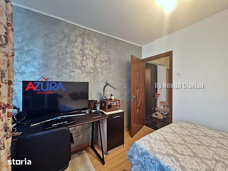 Apartament cu 3 camere decomandat în Găvana