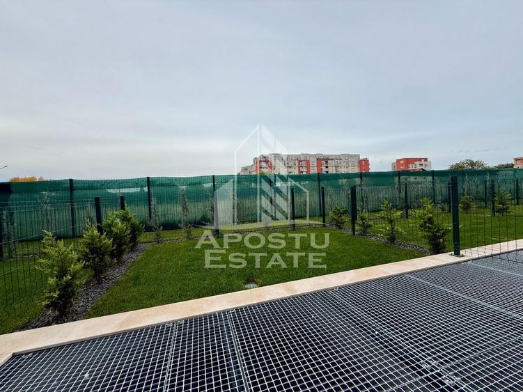 Apartament cu 2 camere semidecomandat, mobilat în Aradului