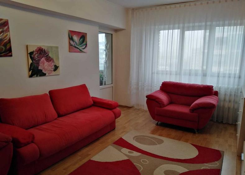 Apartament cu 3 camere decomandat, mobilat în Drumul Taberei