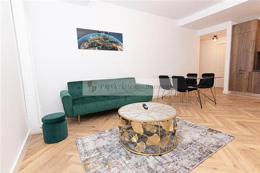 Apartament cu 2 camere semidecomandat, mobilat în Pipera