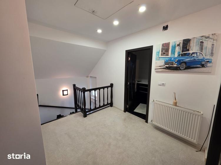 Casă cu 4 camere cu Teren 420 Mp în Central