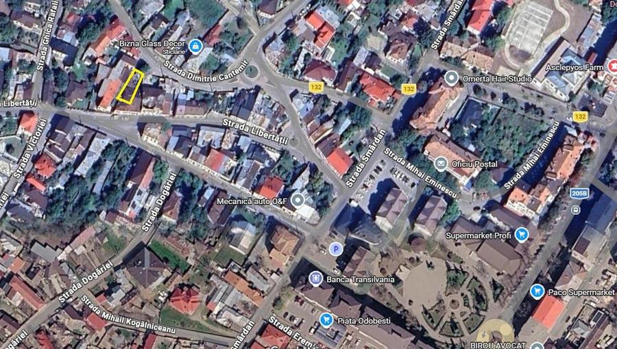 Casă cu 2 camere cu Canalizare în Central
