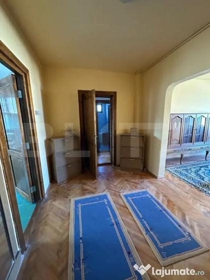 Apartament cu 3 camere decomandat în Kogălniceanu