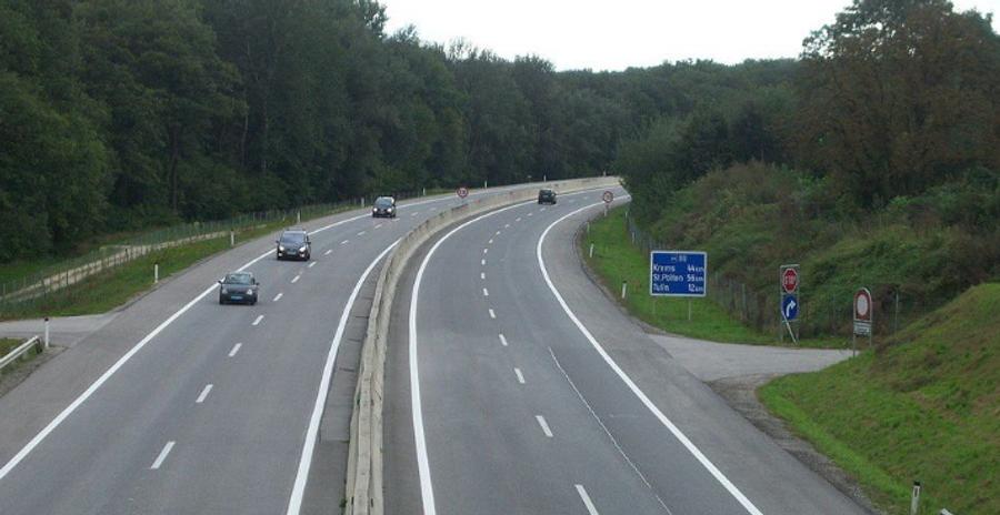 Teren extravilan de 15000 mp, în Periș