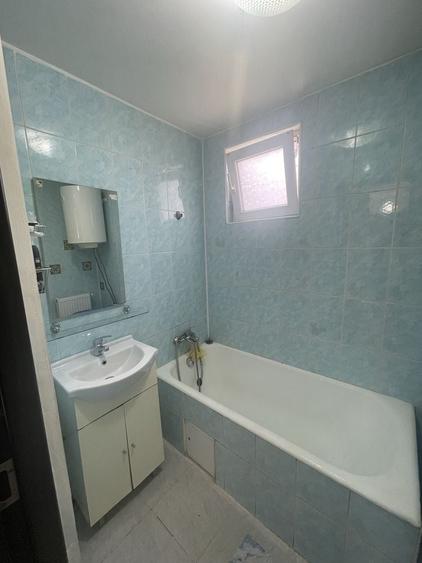 Casă cu 2 camere cu Teren 100 Mp în Central
